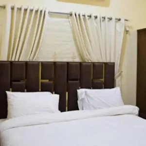 Gulshan Guest House Bedroom